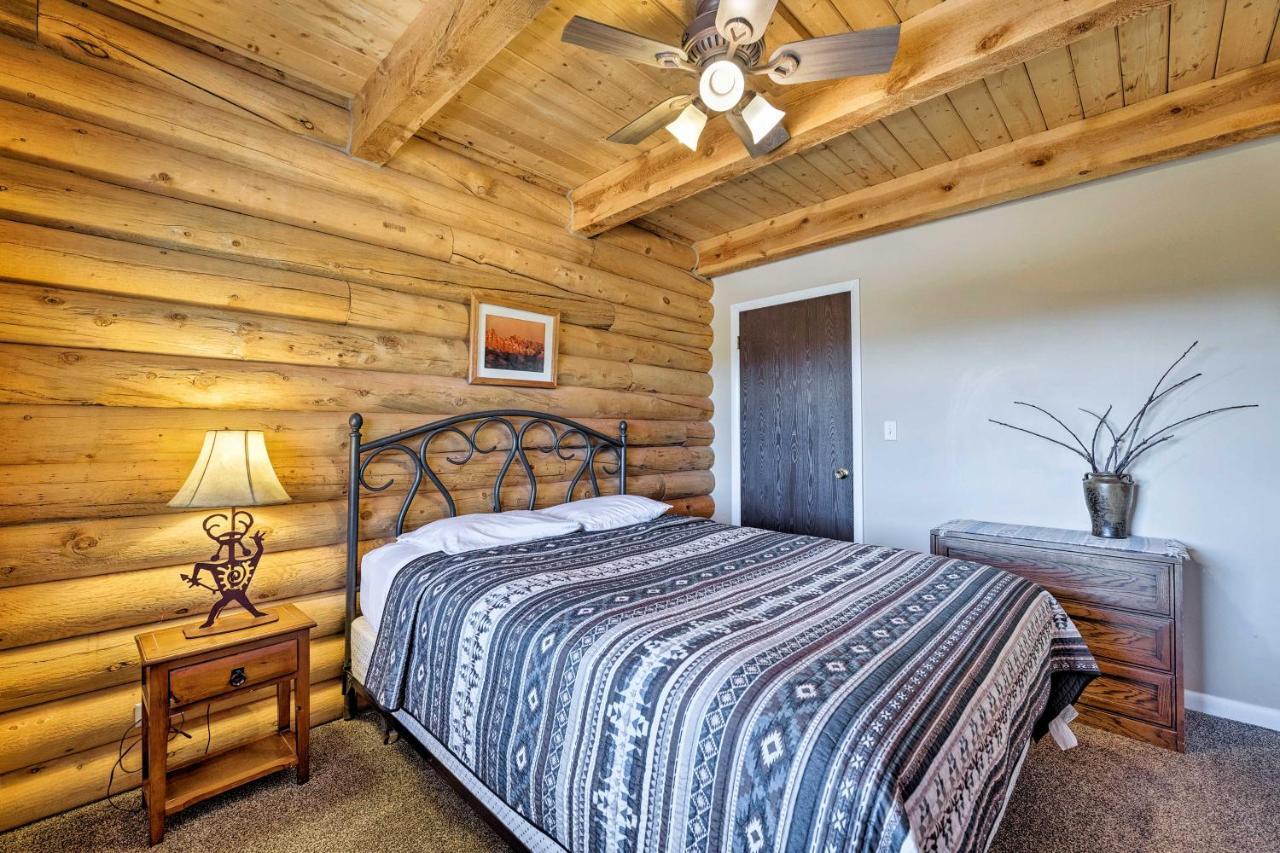 Cabin With Fire Pit, Views And Bbq 18 Mi To Moab! Exterior foto